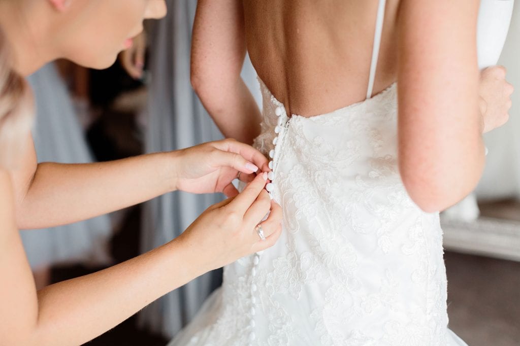 Wedding-dress-morning