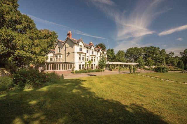 4. Southdowns Manor