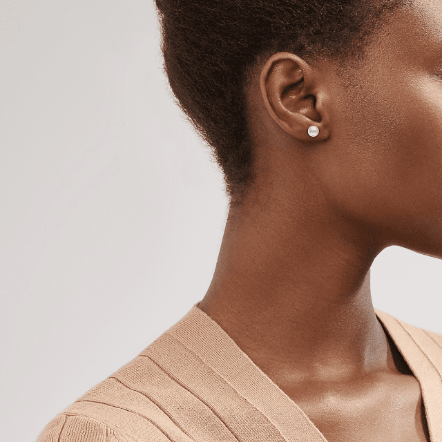 Pearl earrings