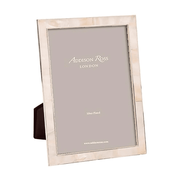 Pearl photo frame