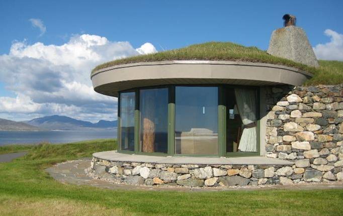 Mini moon cottage stays