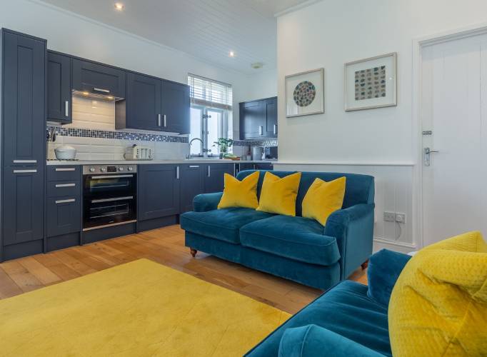 Mini moon cottage stays
