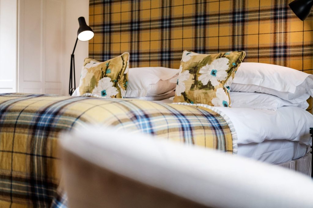Beautiful Wedding Venues with Accommodation Lenthall GD Garden ZIP 16