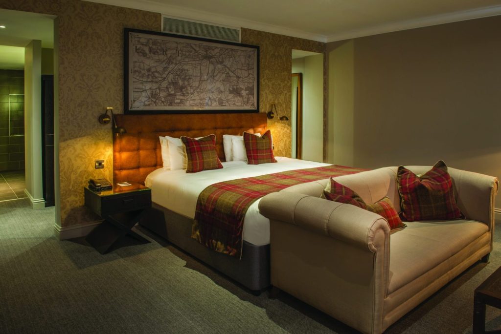 Beautiful Wedding Venues with Accommodation Mansion House Suite scaled 1
