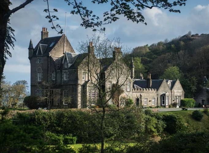Lunga House Castle Wedding Venue Scottish Highlands