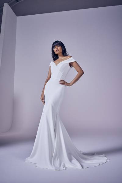 25 Stunning Wedding Dresses for Older Brides