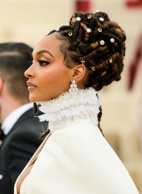 Wedding Hair Styles For Afro & Curly Hair