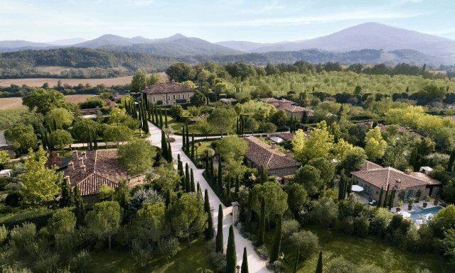 15 Borgo Santo Pietro
