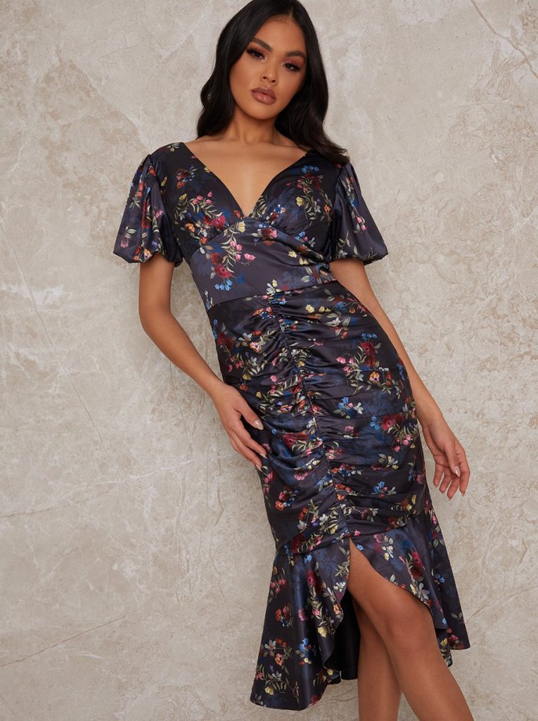 Chi Chi London – Satin Ruched