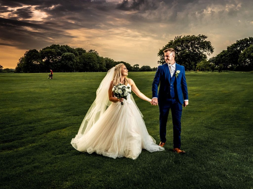 chloe-and-rob-1-.paulwaringphoto.com-25-7-19