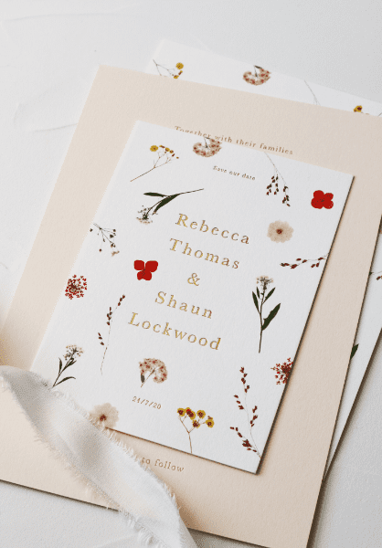 25 Floral wedding stationery
