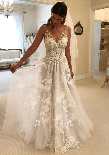 33 Floral Wedding Dresses for Any Season