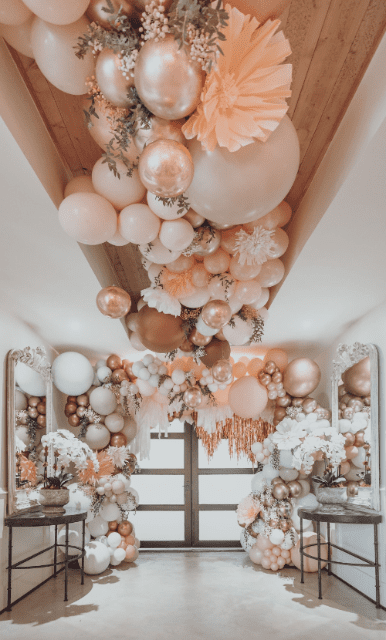 6 A Dazzling Ceiling
