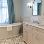 Leonardslee Suite Bathroom