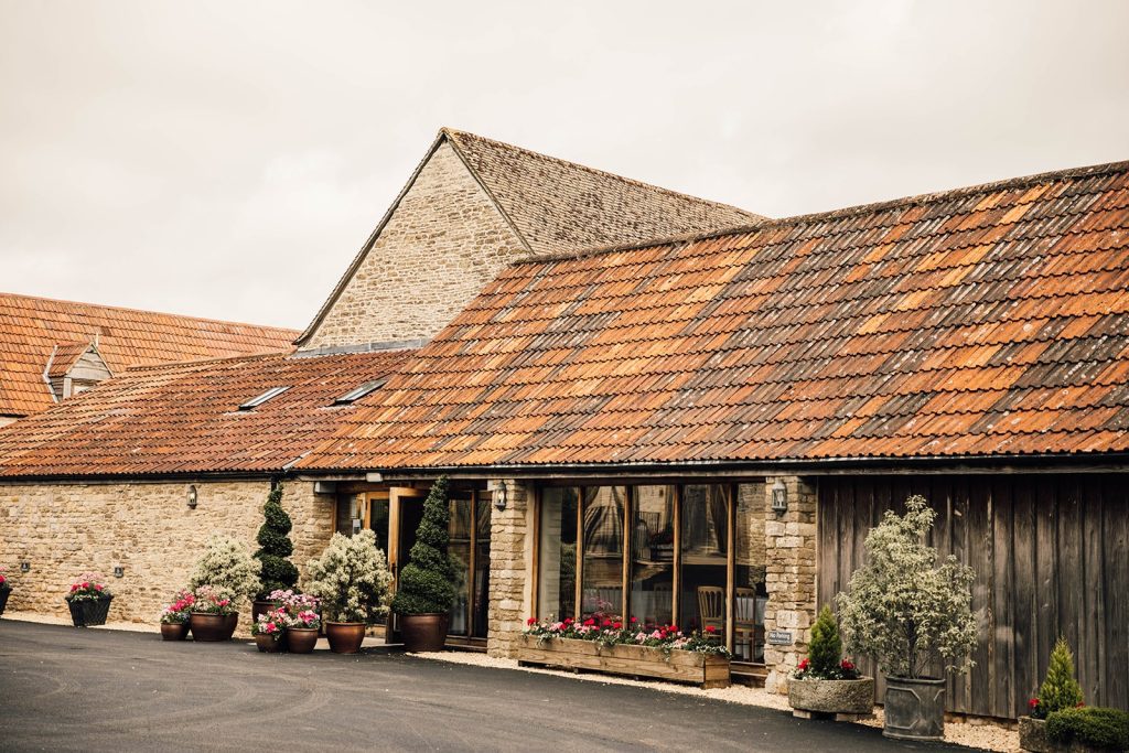 kingscote barn