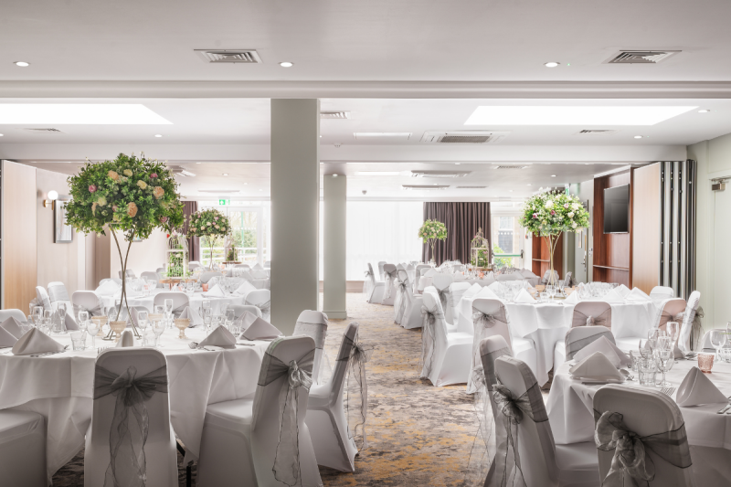 The Best UK Dry Hire Wedding Venues 7yF6Zaz9QA 13