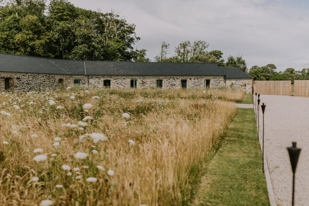 The Best UK Dry Hire Wedding Venues outside 6
