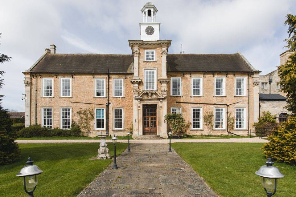 hinwick hall