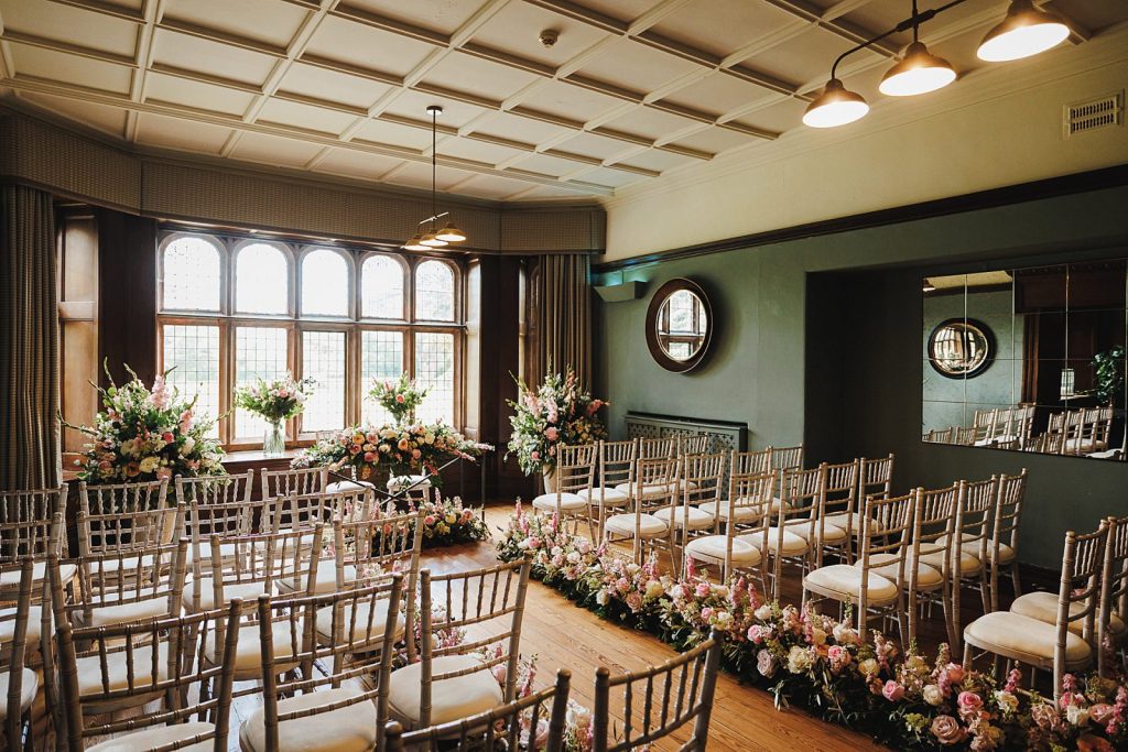 The Best Exclusive Use Wedding Venues MarkCraydenPhotography574of1014 8