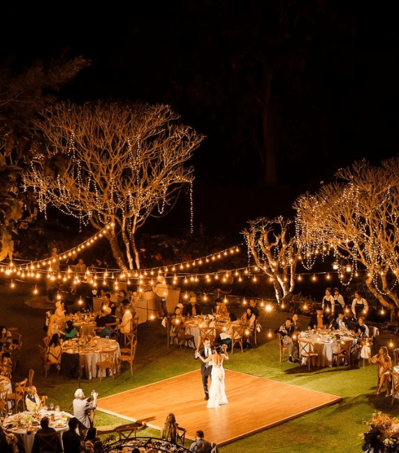 Wedding outside lighting