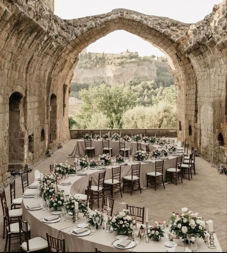 Table set up wedding breakfast